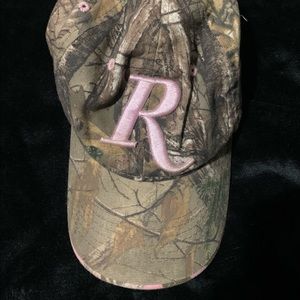 Woman’s camo hat